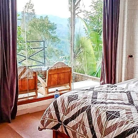 Pondok Tubing Hotel Маланг Екстериор снимка